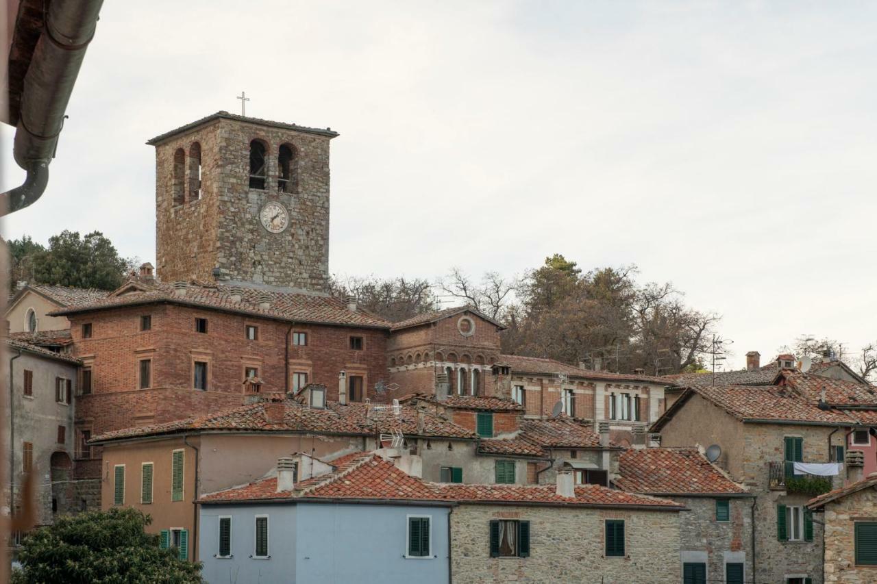 La Casina Di Pia Apartment Montieri Luaran gambar